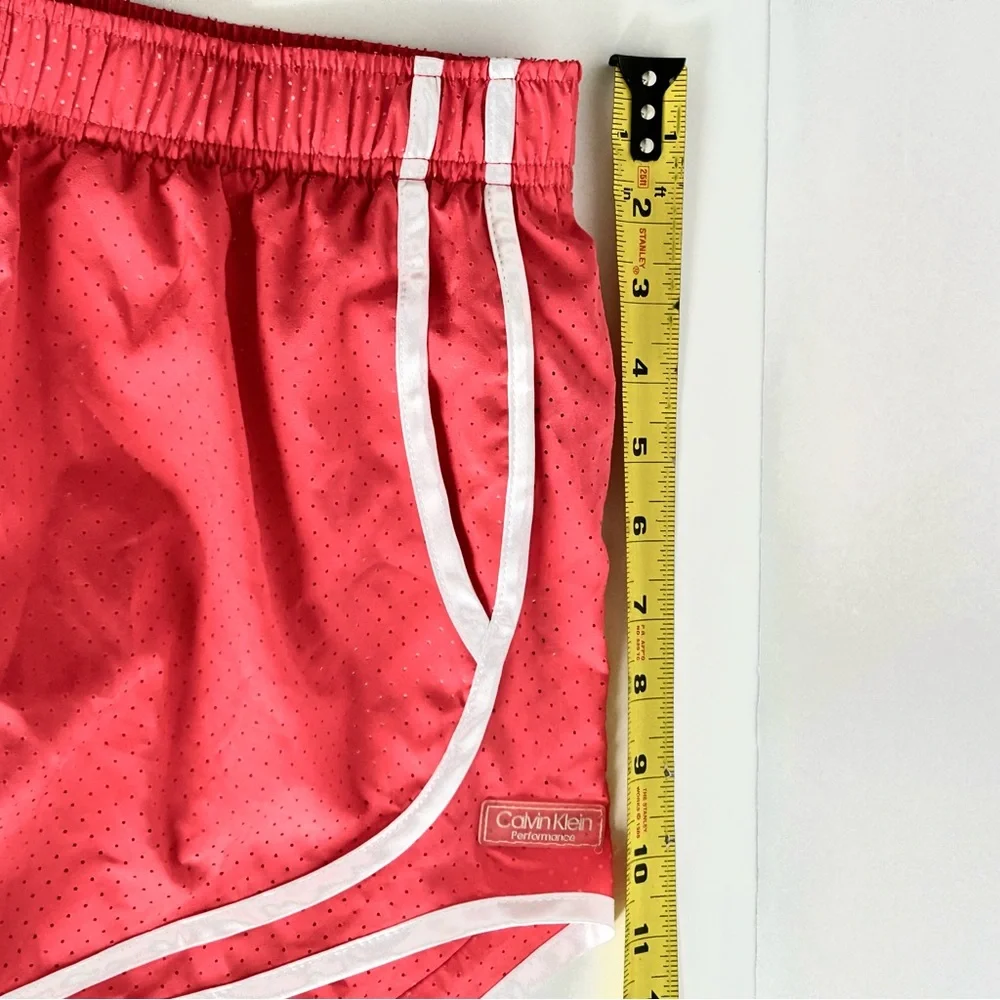 🌸NWT Calvin Klein Women’s Performance Mesh Running Shorts. Small. Light … - Picture 12 of 15